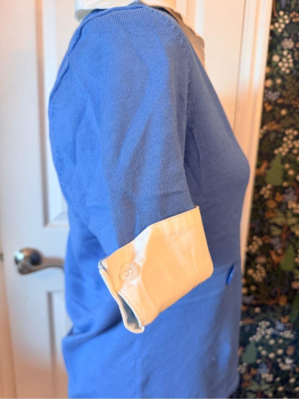 Spense Blue V-Neck Short Sleeve Polo-Style Top with White Collar - Picture 6 of 7